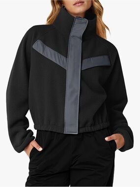 Fuzzy Fleece Cropped Jacket Black Grat Zip Up Cozy Athleisure Oversized NWT